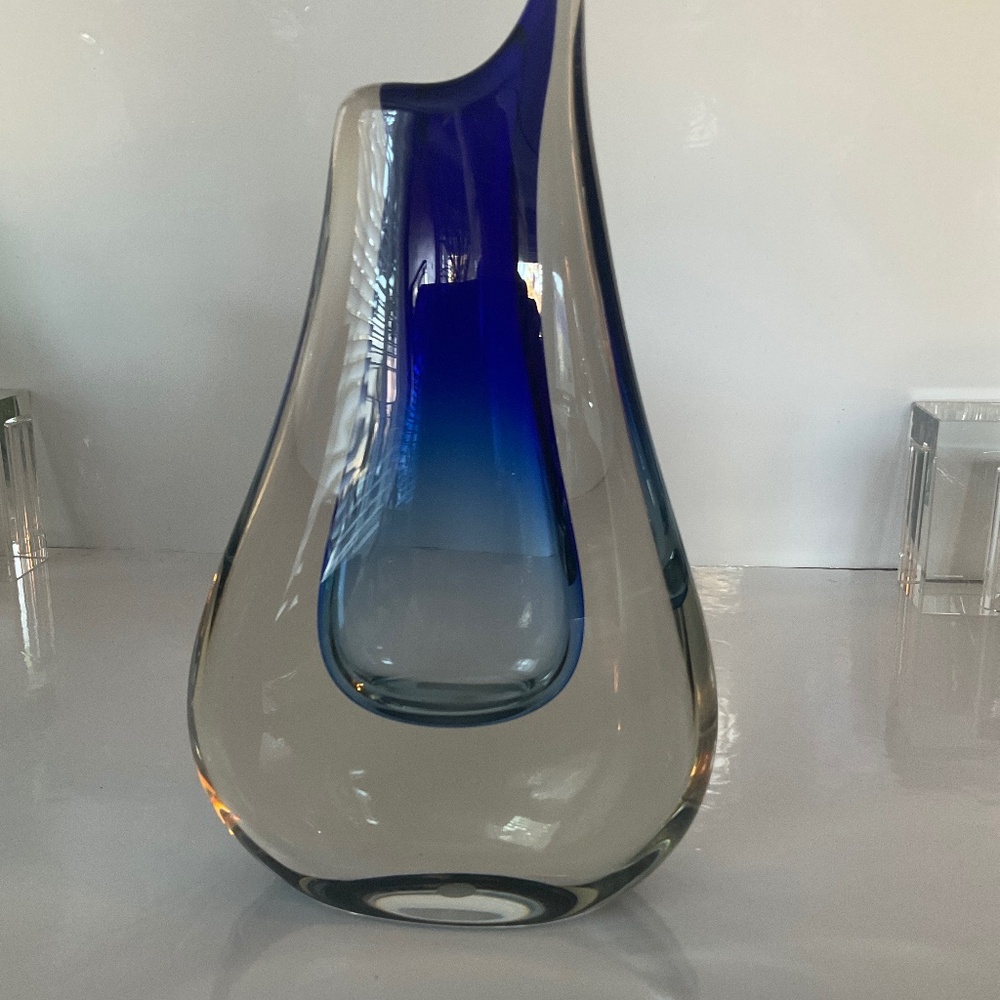 NOVICA COLLECTION HANDBLOWN VASE MADE IN BRAZIL